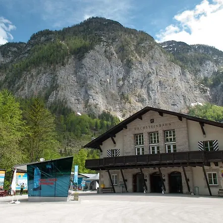 Gaestehaus Moertlmuehle Hostel